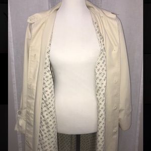 Vintage Rare 1970s London Fog Women’s Trenchcoat